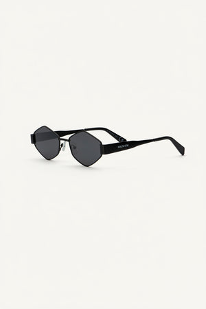 Prism Total Black